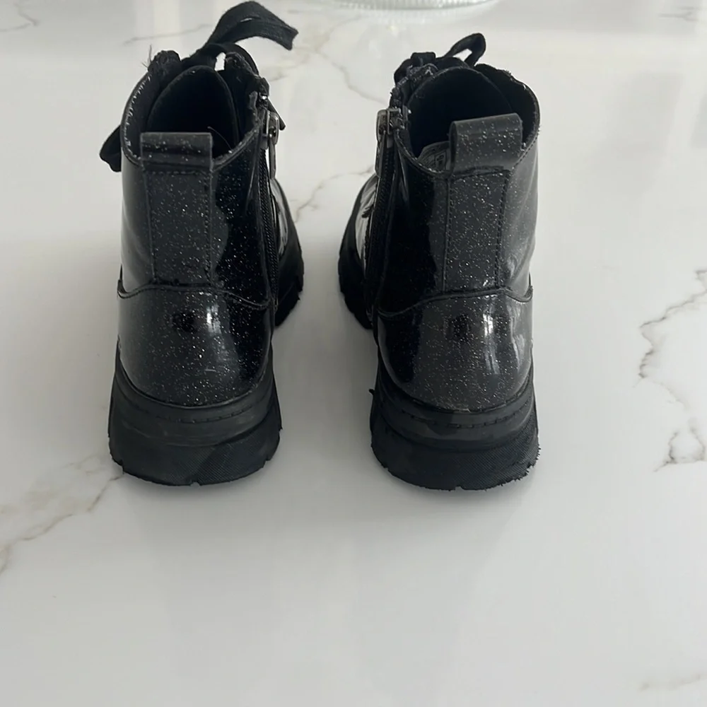 UGG shiny patent